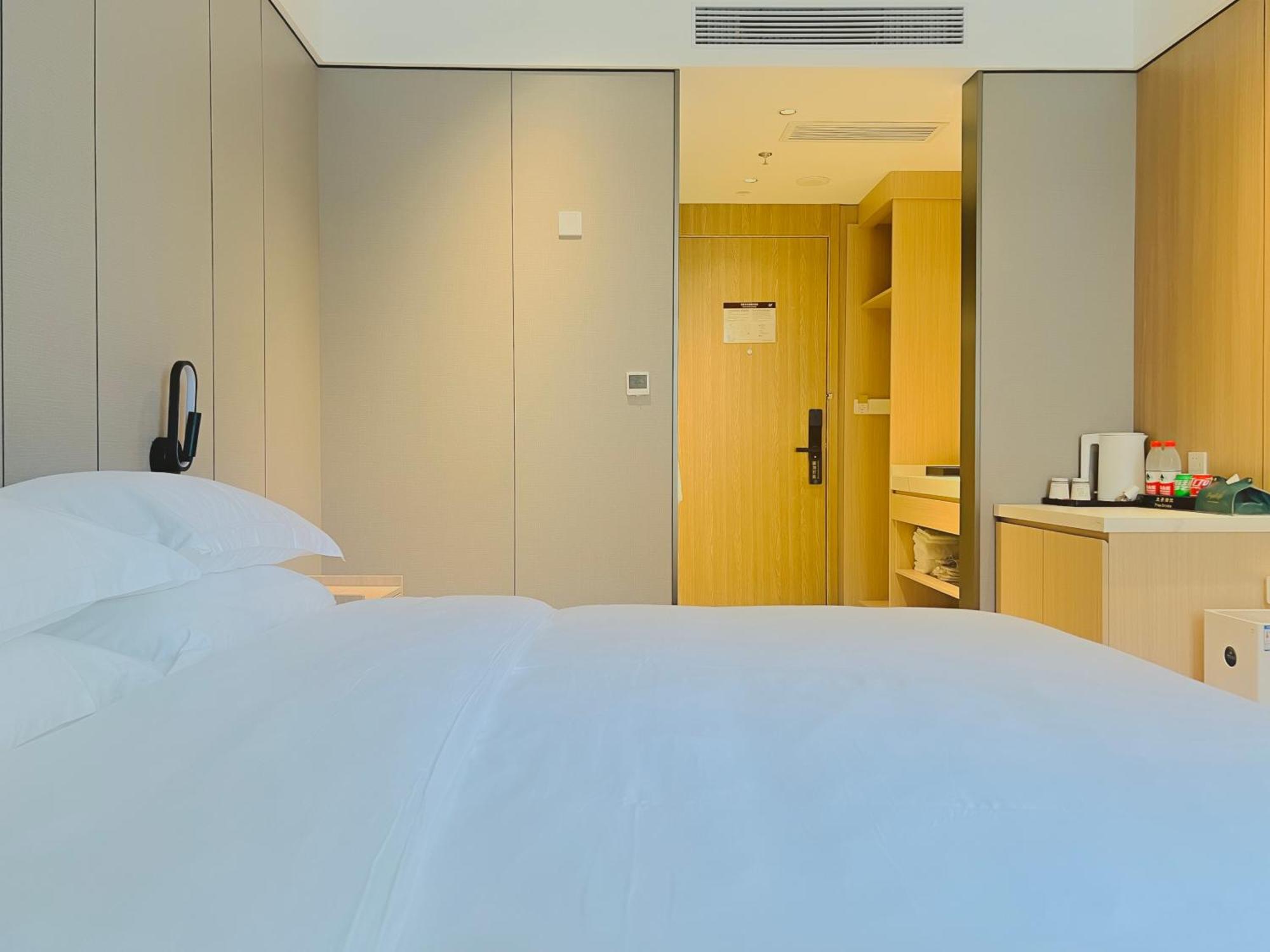 Dayin Garden Hotel -Near People'S Square & Nanjing Road-Large Social Area -Bar -Cafe -Gym -Free Laundry Luggage Storage -24H Front Desk-English Service Shanghái Exterior foto