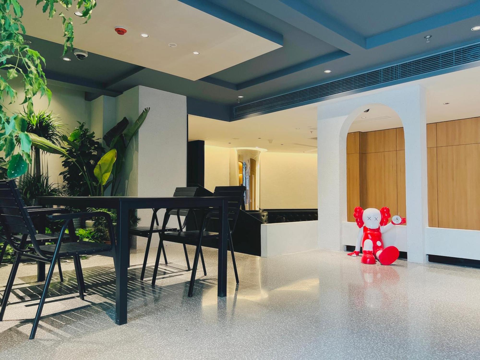 Dayin Garden Hotel -Near People'S Square & Nanjing Road-Large Social Area -Bar -Cafe -Gym -Free Laundry Luggage Storage -24H Front Desk-English Service Shanghái Exterior foto