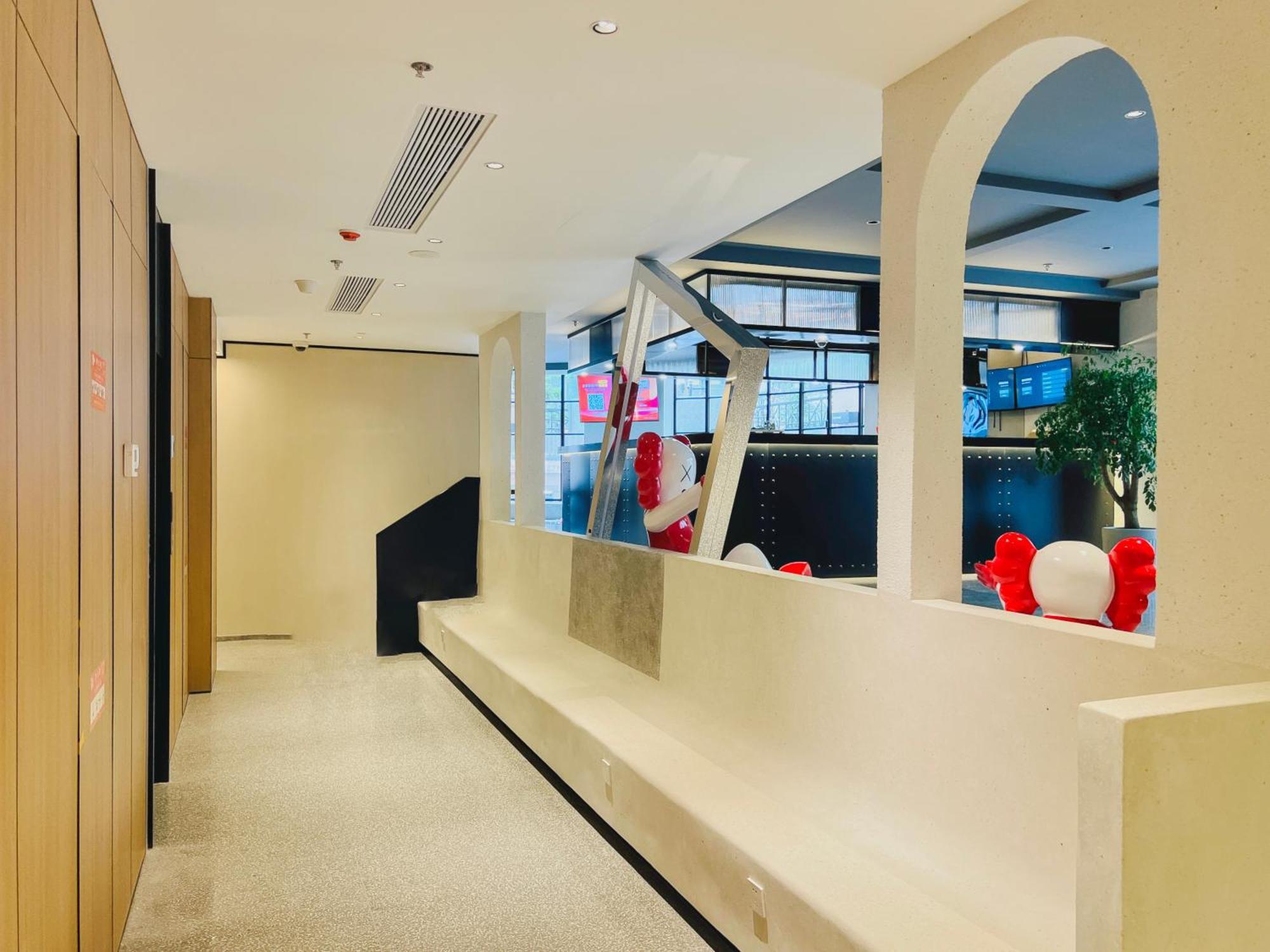 Dayin Garden Hotel -Near People'S Square & Nanjing Road-Large Social Area -Bar -Cafe -Gym -Free Laundry Luggage Storage -24H Front Desk-English Service Shanghái Exterior foto